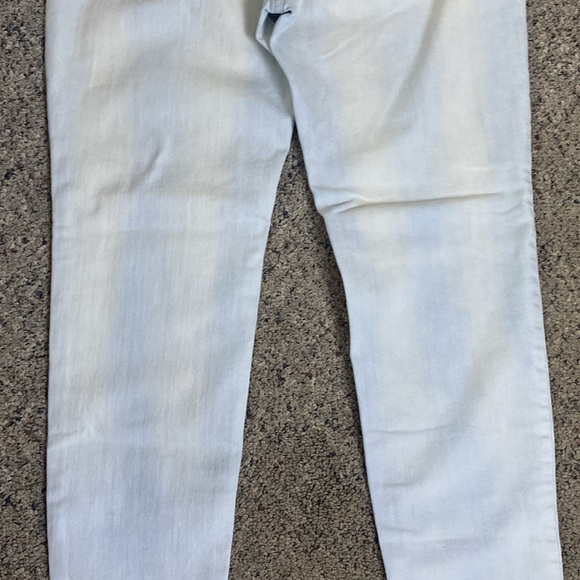 Old Navy Boyfriend Pale Blue Jeans Sz 8 - Picture 8 of 10